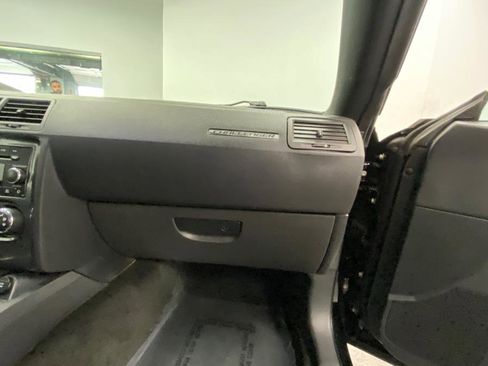 Used 2012 Dodge Challenger SXT image 24