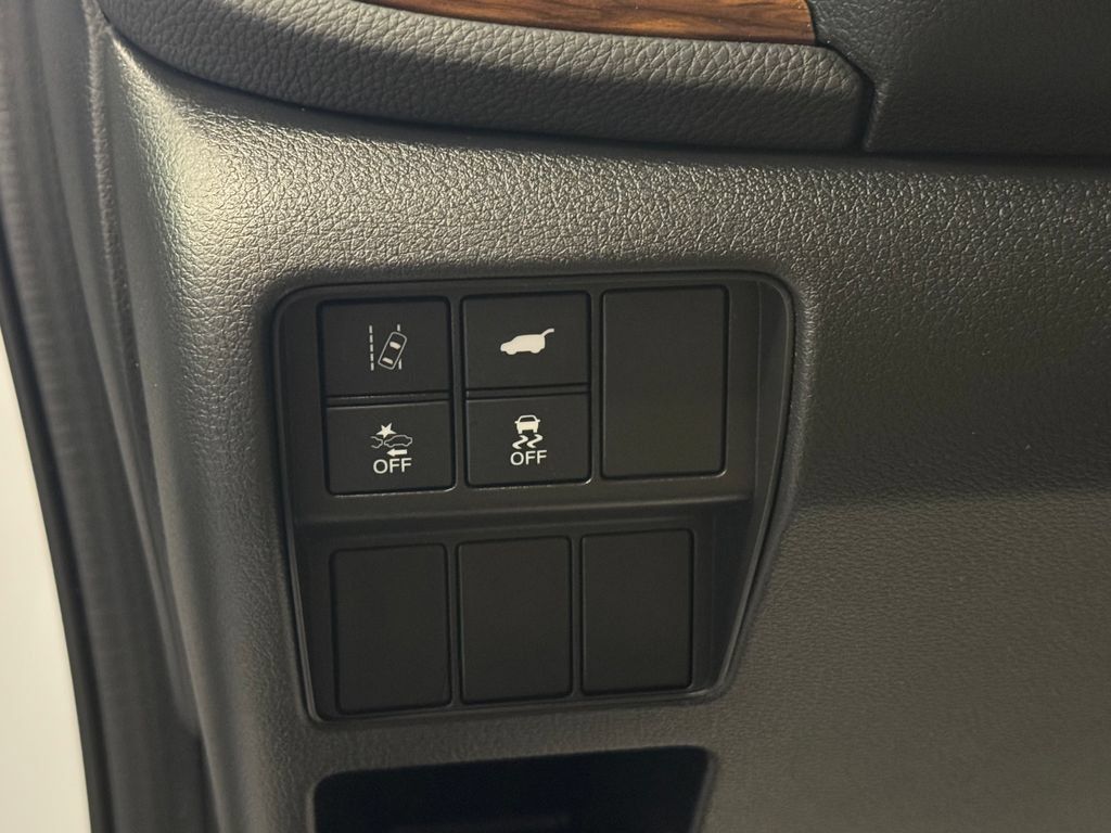 Used 2021 Honda CR-V Touring image 19
