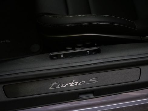Used 2026 Porsche 911 Turbo S AWD/4WD image 17