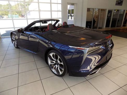 Used 2021 Lexus LC 500 Convertible image 10
