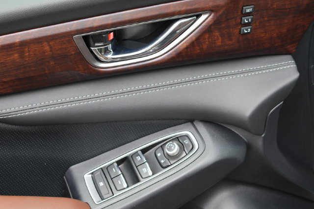 Used 2023 Subaru Ascent Touring AWD/4WD image 17