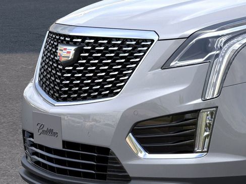 New 2026 Cadillac XT5 Luxury AWD/4WD image 13