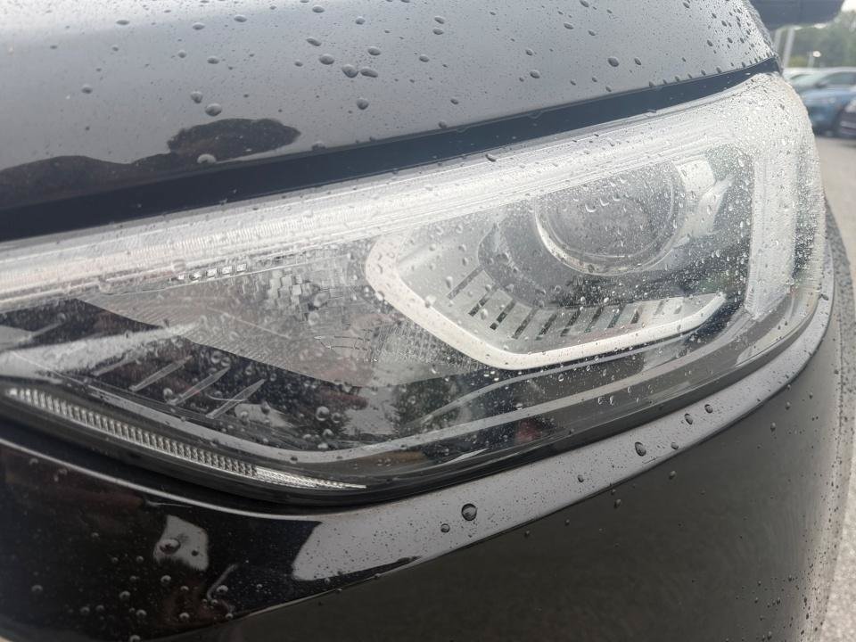 Used 2019 Ford Edge Titanium w/ Cold Weather Package AWD/4WD image 26