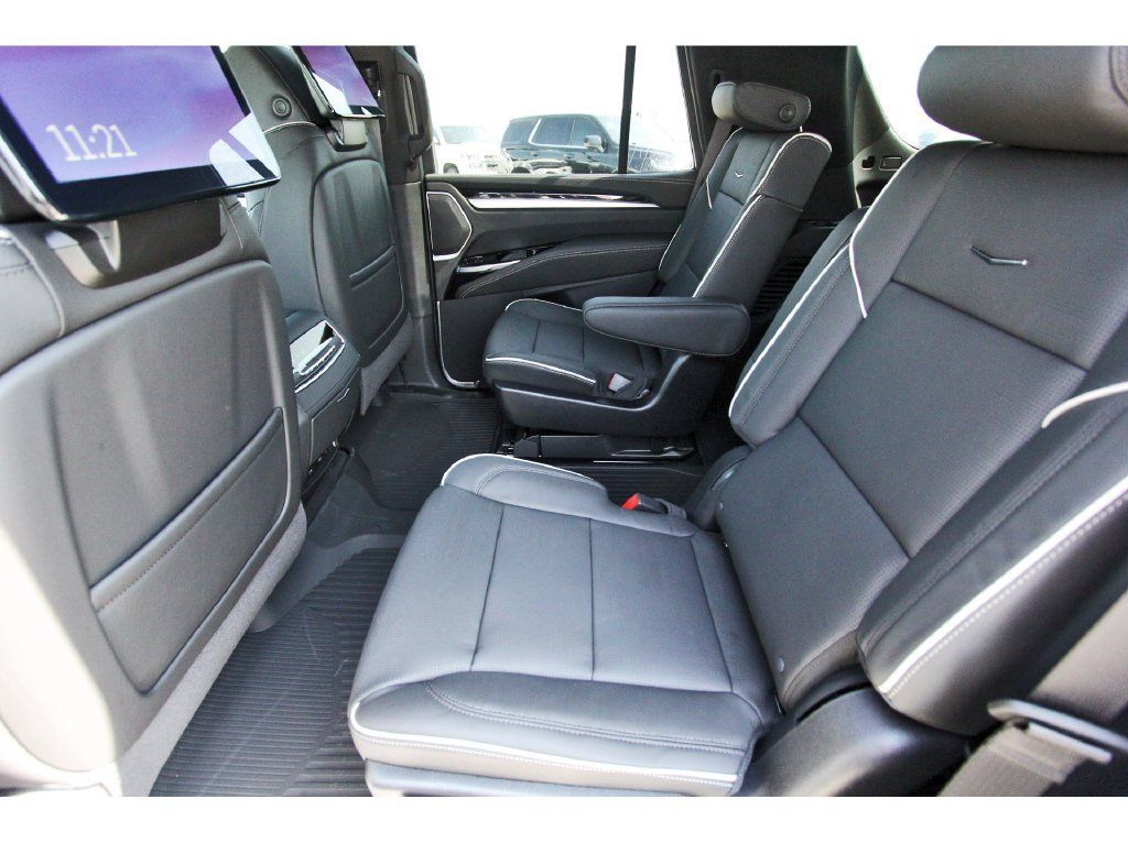 New 2027 Cadillac Escalade Sport w/ Touring Package AWD/4WD image 7