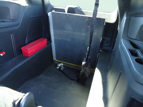 Used 2020 Dodge Grand Caravan GT FWD image 13