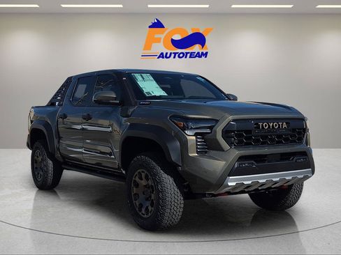 New 2026 Toyota Tacoma 4x4 Double Cab Hybrid image 6