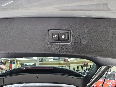 Used 2018 Audi Q7 3.0T Premium Plus w/ Premium Plus Package image 15