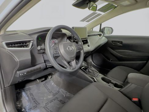 Used 2024 Toyota Corolla LE FWD image 30