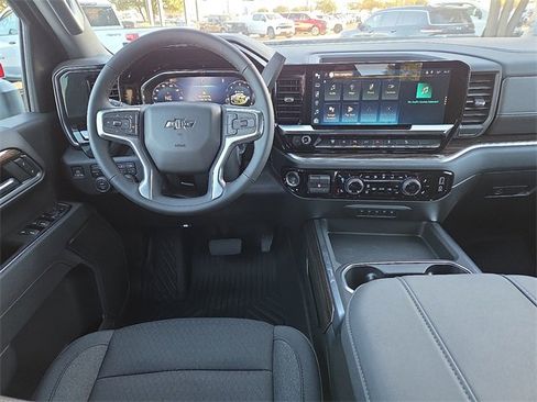 New 2026 Chevrolet Silverado 2500 LT w/ Trail Boss Package image 9