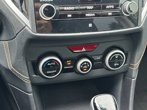 Used 2018 Subaru Crosstrek 2.0i Limited image 19