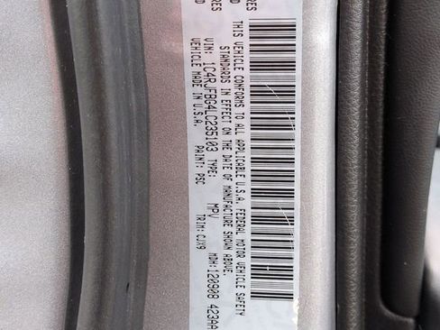 Certified 2020 Jeep Grand Cherokee Limited w/ Premium Lighting Group image 34