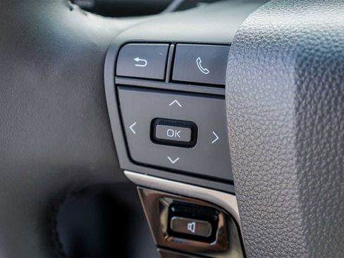 Used 2025 Toyota Camry XSE image 25