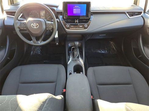 Used 2024 Toyota Corolla LE image 10