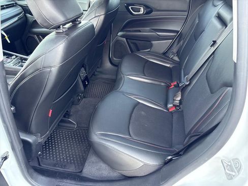 Used 2022 Jeep Compass Trailhawk w/ Trailhawk Convenience Group image 40