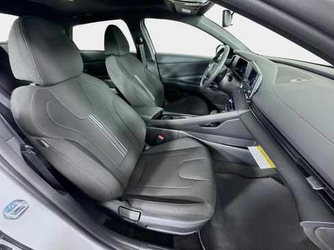New 2026 Hyundai Elantra SEL Sport Premium FWD image 27