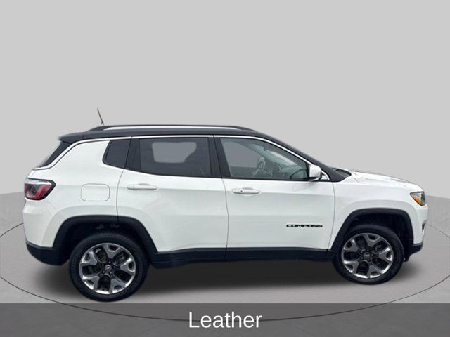 Used 2018 Jeep Compass Limited AWD/4WD image 4