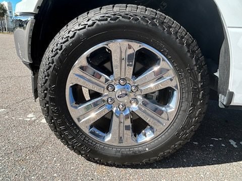 Used 2019 Ford F150 XLT w/ Equipment Group 302A Luxury RWD image 5