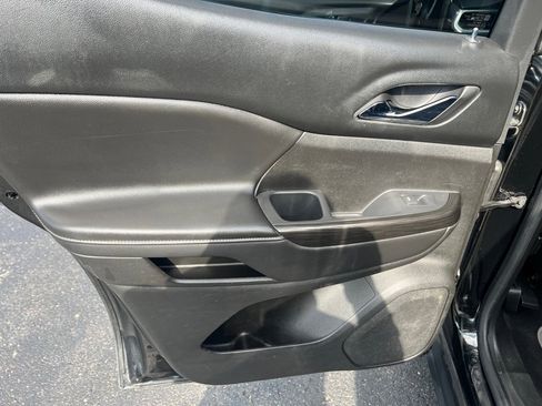 Used 2018 GMC Acadia SLT w/ LPO, Floor Liner Package AWD/4WD image 25