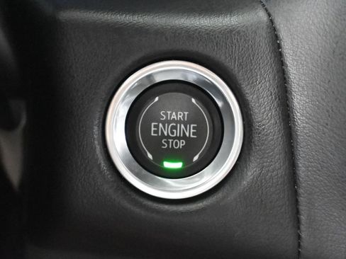 Used 2023 Chevrolet Tahoe High Country image 39