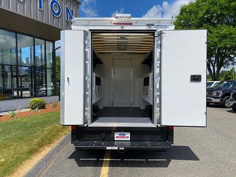 New 2027 Ford E-350 and Econoline 350 Super Duty w/ Power Equipment Group RWD image 9