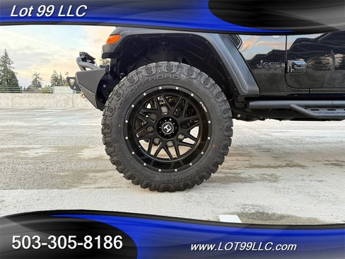 Used 2020 Jeep Gladiator Sport w/ Quick Order Package 24S image 22