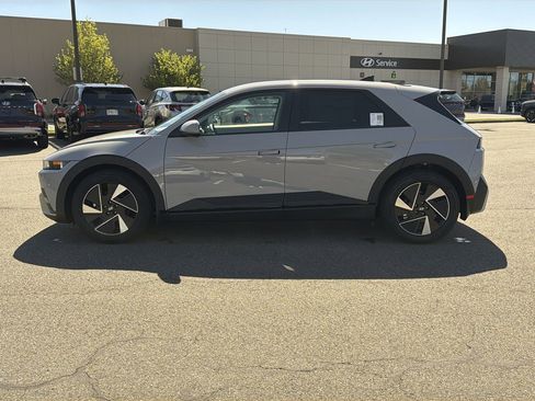 New 2026 Hyundai Ioniq 5 SEL AWD/4WD image 13