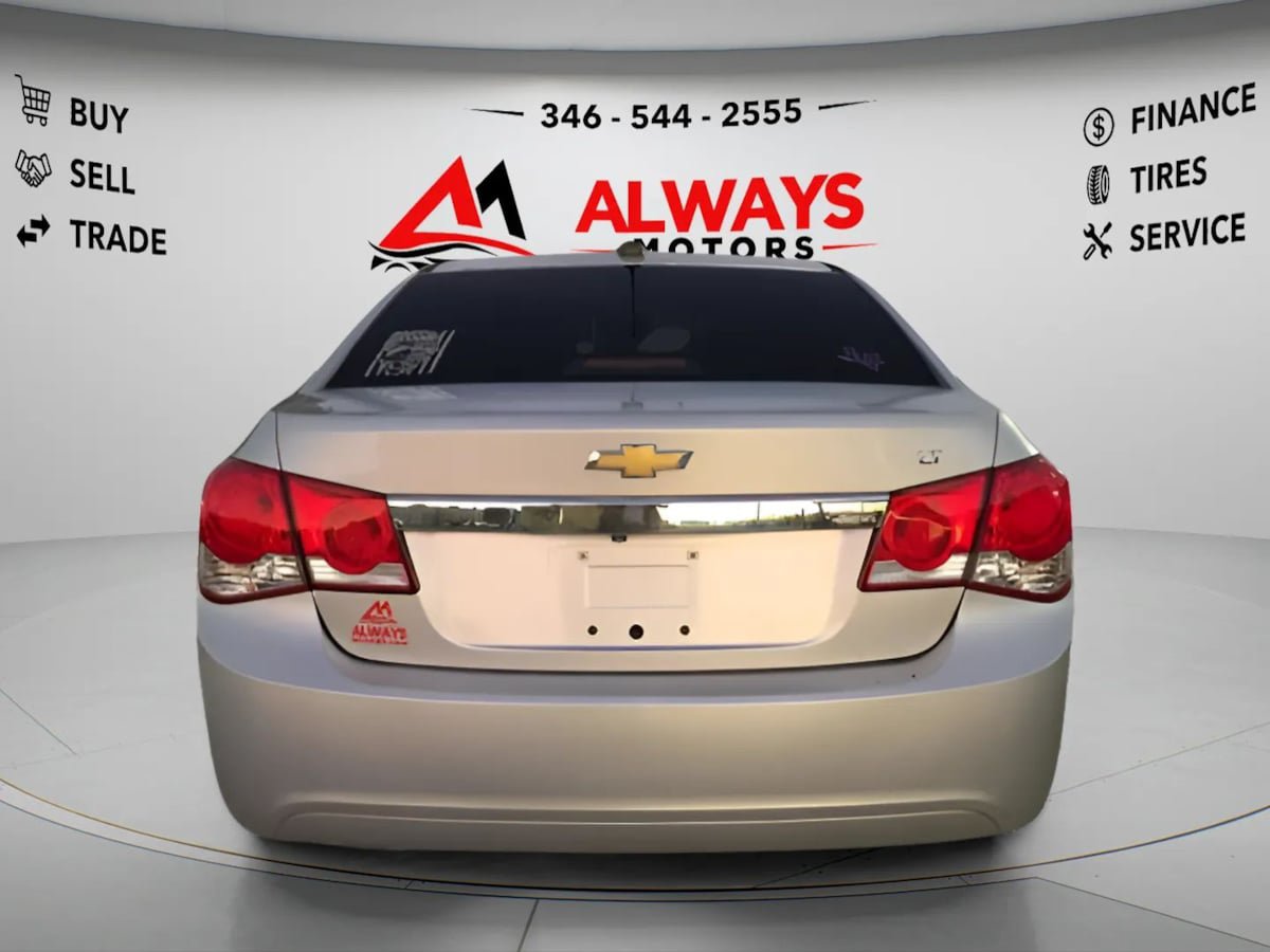 Used 2015 Chevrolet Cruze LT FWD image 18