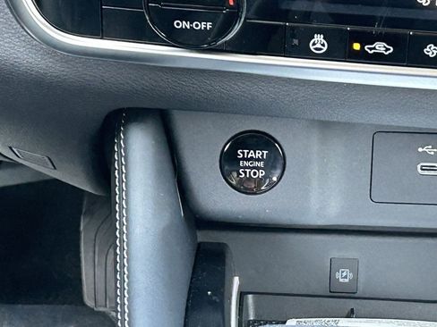 New 2026 Nissan Rogue Platinum image 22