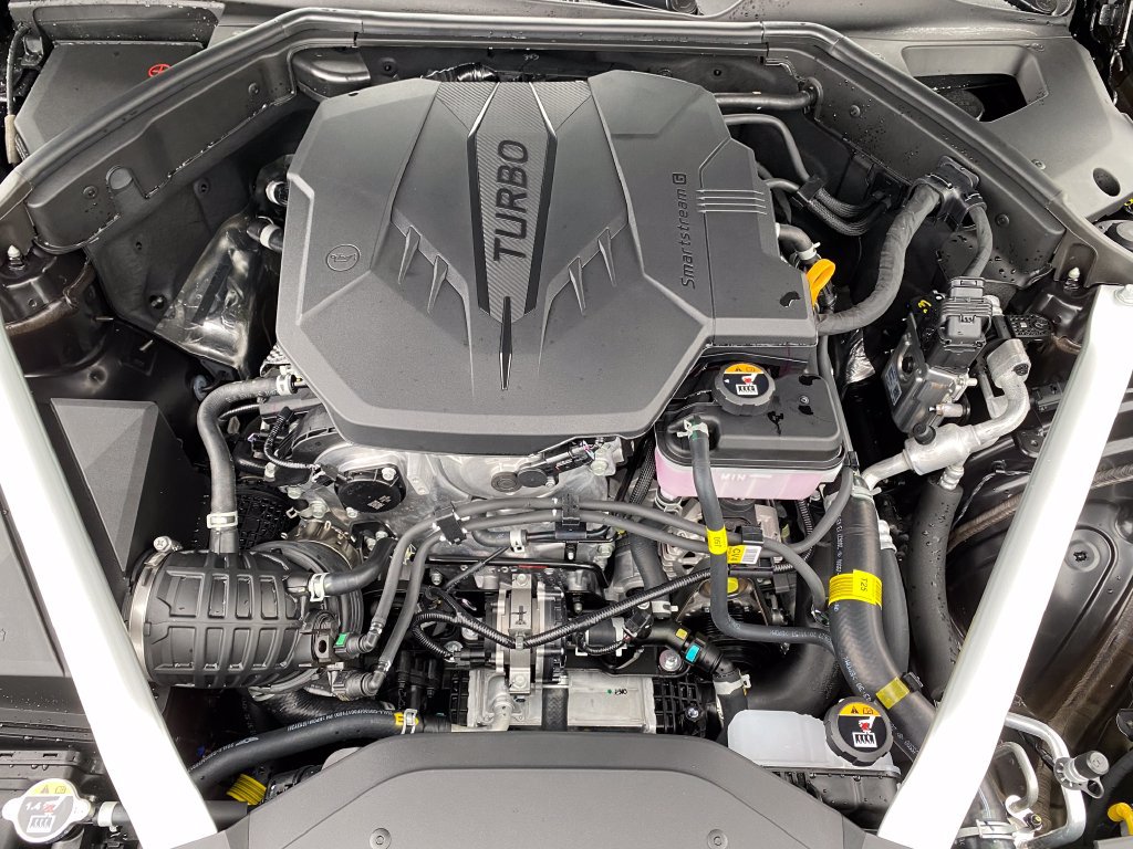 New 2026 Genesis G70 2.5T RWD image 10