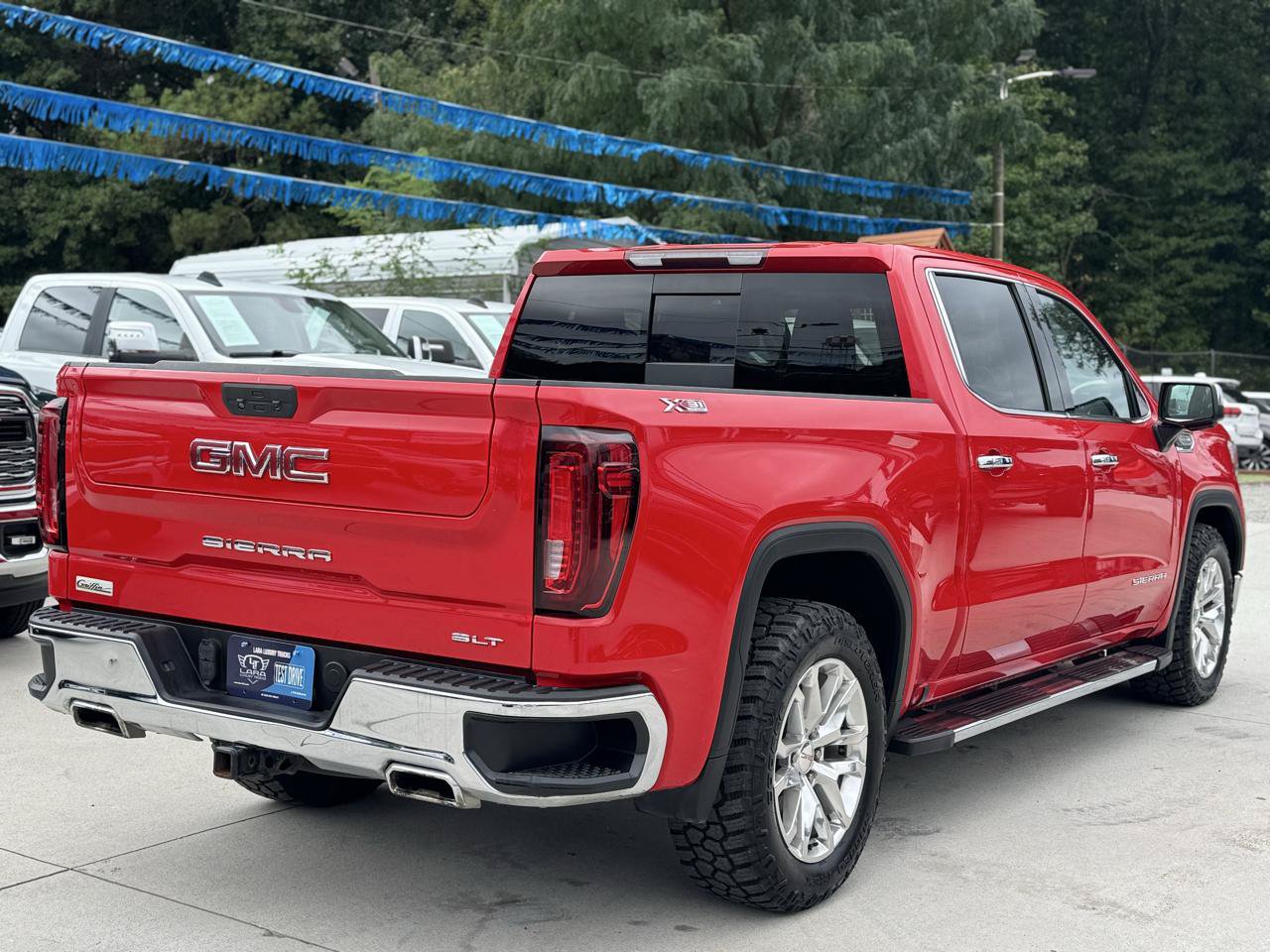 Used 2021 GMC Sierra 1500 SLT w/ SLT Convenience Package AWD/4WD image 7