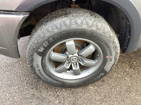 Used 2015 Nissan Titan PRO-4X image 11