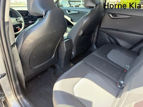 New 2026 Kia Niro LX FWD image 18