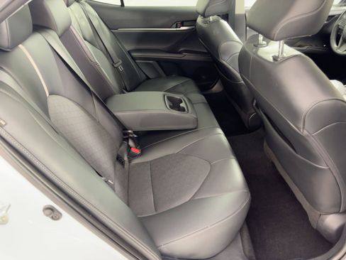 Used 2022 Toyota Camry XSE image 29