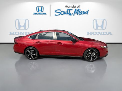 Used 2023 Honda Accord Sport image 8