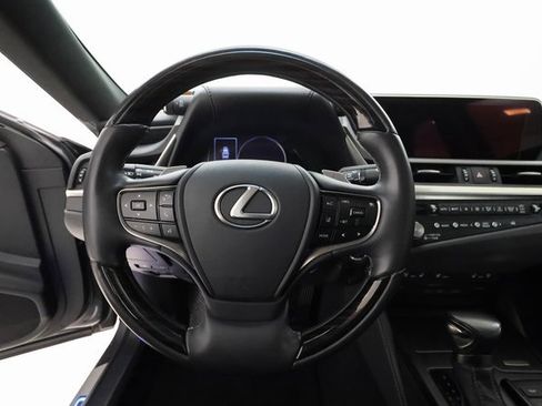 Used 2021 Lexus ES 300h w/ Premium Package image 13