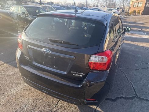 Used 2013 Subaru Impreza 2.0i image 5