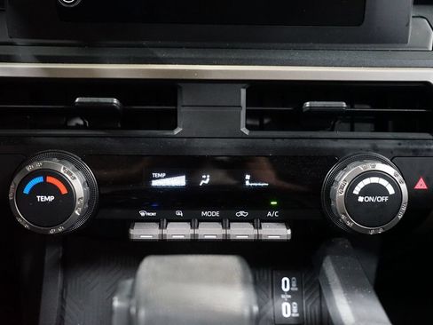 Certified 2024 Toyota Tacoma SR AWD/4WD image 21