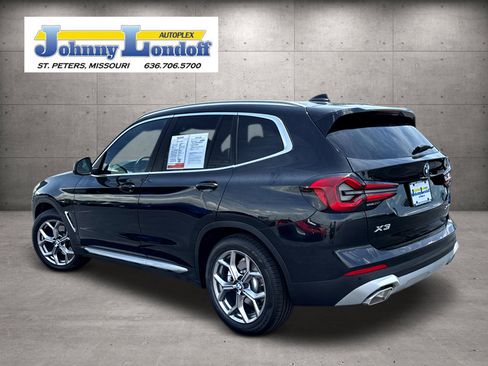 Used 2023 BMW X3 xDrive30i w/ Convenience Package w/ZPA AWD/4WD image 3