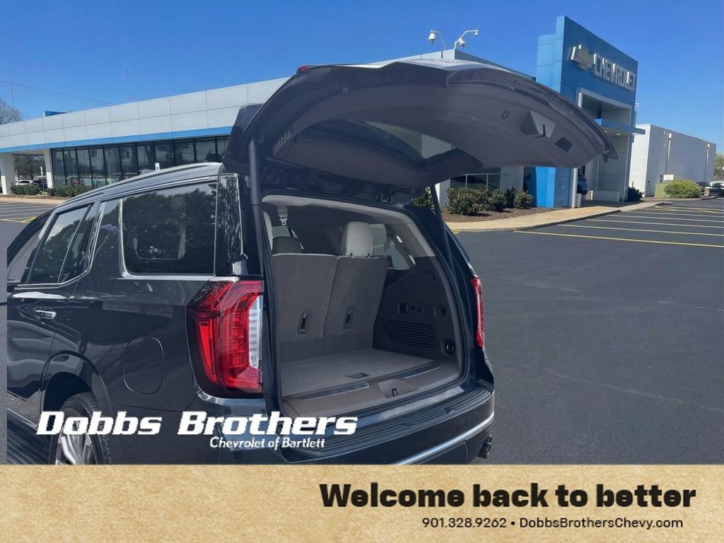Used 2021 GMC Yukon Denali w/ Denali Ultimate Package AWD/4WD image 39