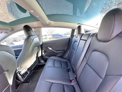 Used 2023 Tesla Model 3 Standard Range image 22