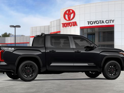 New 2025 Toyota Tundra Platinum w/ TRD Off-Road Package AWD/4WD image 14