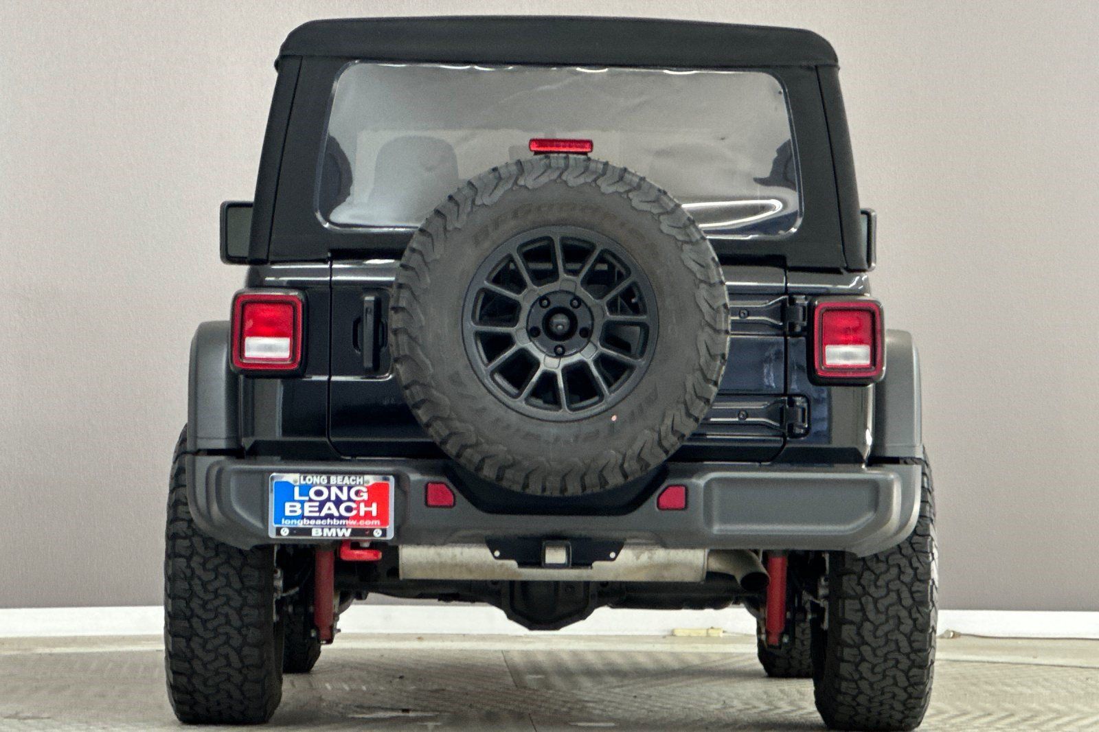 Used 2023 Jeep Wrangler Rubicon w/ Cold Weather Group AWD/4WD image 10