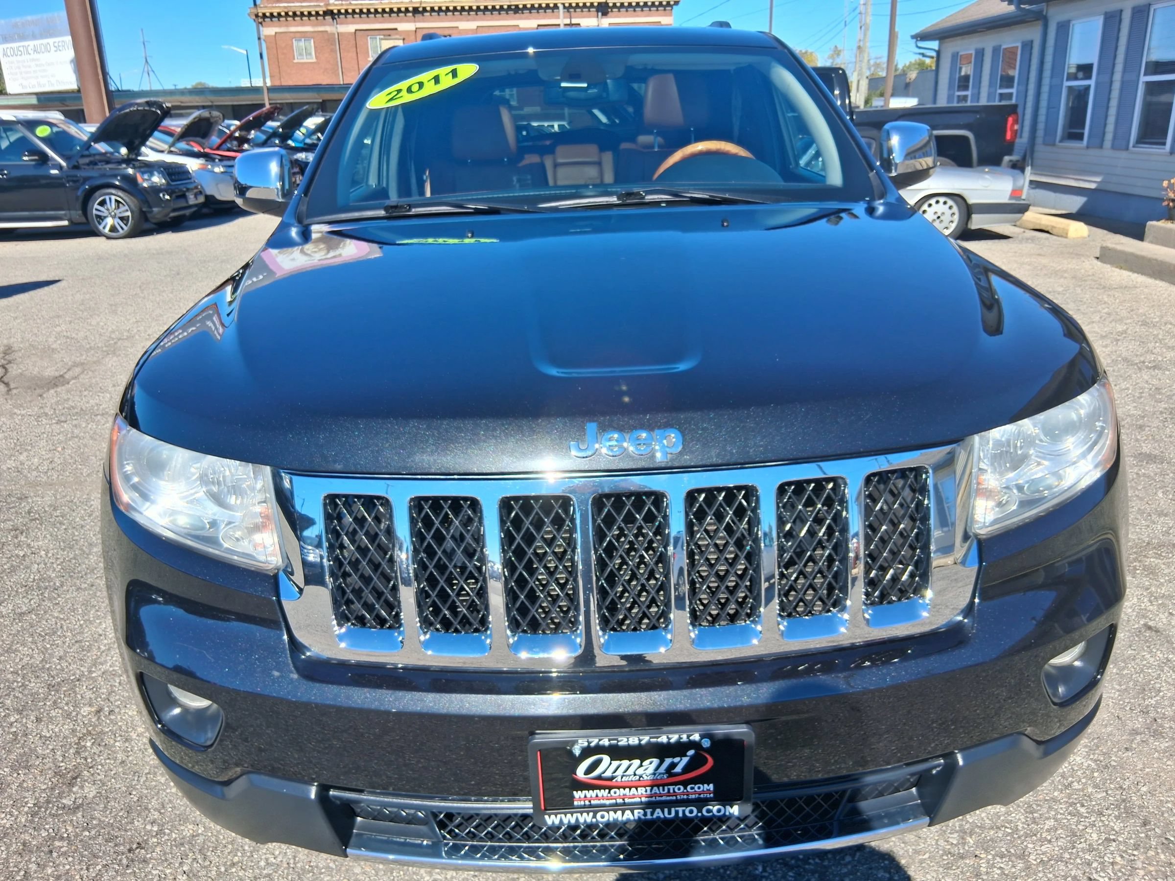 Used 2011 Jeep Grand Cherokee Overland AWD/4WD image 8