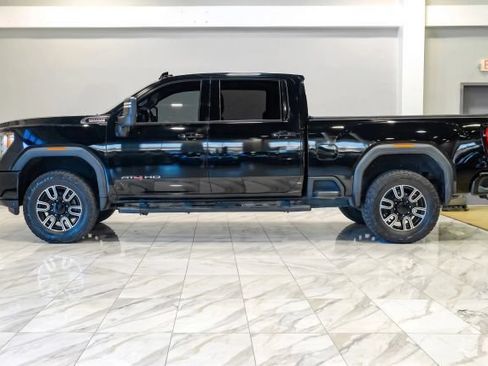 Used 2020 GMC Sierra 2500 AT4 w/ AT4 Premium Package AWD/4WD image 17