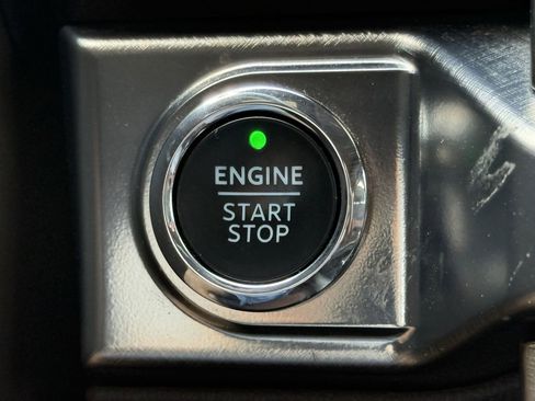 Certified 2022 Ford F150 King Ranch w/ Equipment Group 601A High image 23