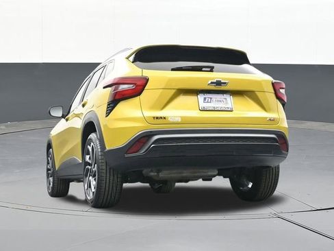 Used 2024 Chevrolet Trax RS w/ Driver Confidence Package image 45