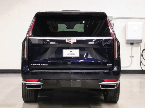 Certified 2022 Cadillac Escalade ESV Premium Luxury image 4