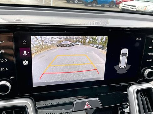 Used 2023 Kia Sorento S w/ Panoramic Sunroof Package image 27