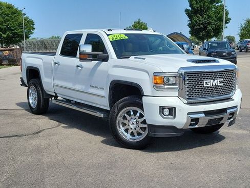 Used 2017 GMC Sierra 3500 Denali w/ Duramax Plus Package AWD/4WD image 30