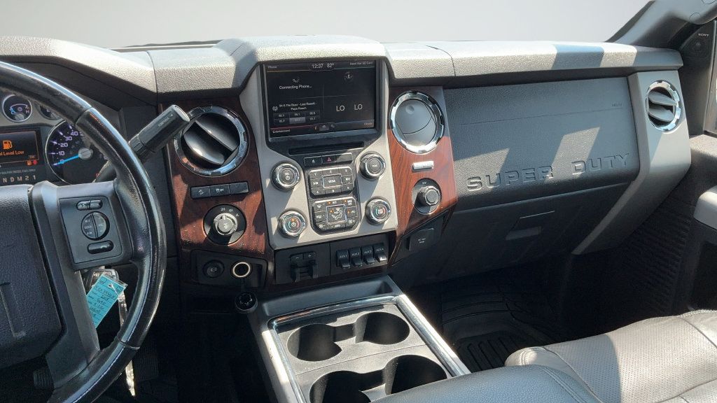 Used 2015 Ford F250 Lariat w/ FX4 Off-Road Package AWD/4WD image 8